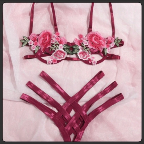 👙 RubyMoon Lingerie 👙 - Picture 8 of 16